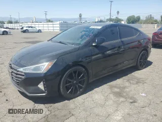 2020 Hyundai Elantra SEL z VIN 5NPD84LF5LH511695, wystawiony jako Copart lot #58905815 z przebiegiem 147 591 mil mil oraz Czysty tytuł • Clean title. Historia ofert i sprzedaży dostępna na DreamBid. Obrazek 1.
