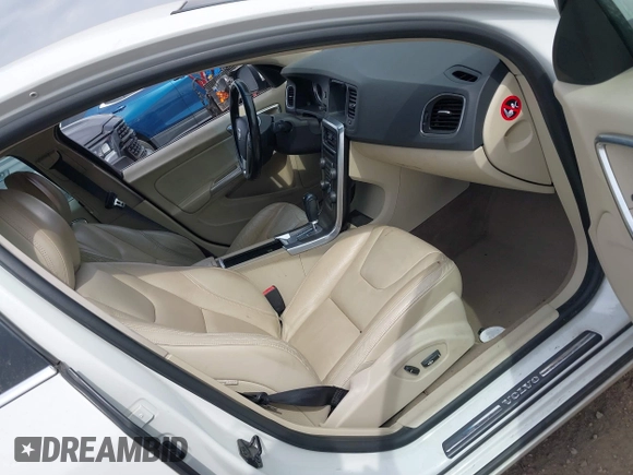 2012 Volvo S60 T5 z VIN YV1622FS0C2145678, wystawiony jako IAAI lot #42067448 z przebiegiem 145 399 mil mil oraz . Historia ofert i sprzedaży dostępna na DreamBid. Obrazek 5.