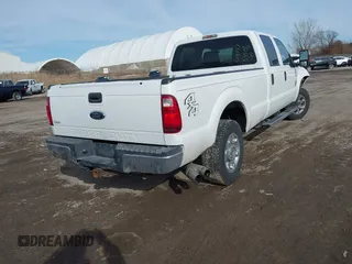 2015 Ford F-250 Lariat with VIN 1FT7W2BT0FEC13977, listed as a IAAI auction lot 41517987 with 231,019 mi miles and . Bid and sale history available at DreamBid. Image 4.