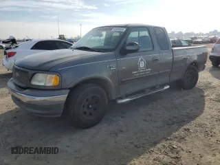 2003 Ford F-150 XL with VIN 1FTRX17L13NB48819, listed as a Copart auction lot 83693884 with 0 mi miles and Salvage Title. Bid and sale history available at carsss.com. Image 1.