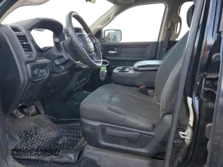 2019 Ram 2500 Tradesman with VIN 3C6UR5CJ0KG633225, listed as a Copart auction lot 43246005 with 118,000 mi miles and Salvage Title. Bid and sale history available at carsss.com. Image 7.