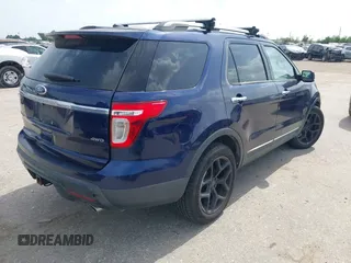 2011 Ford Explorer Limited z VIN 1FMHK8F82BGA01455, wystawiony jako IAAI lot #42769621 z przebiegiem 189 873 mil mil oraz . Historia ofert i sprzedaży dostępna na DreamBid. Obrazek 4.