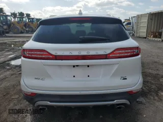 2015 Lincoln MKC z VIN 5LMCJ1A94FUJ19967, wystawiony jako Copart lot #58873665 z przebiegiem Nie podano mil oraz Szkody całkowita. Historia ofert i sprzedaży dostępna na DreamBid. Obrazek 6.