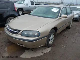 2004 Chevrolet Impala with VIN 2G1WF52E449148302, listed as a IAAI auction lot 42017347 with 233,618 mi miles. Bid and sale history available at carsss.com. Image 2.