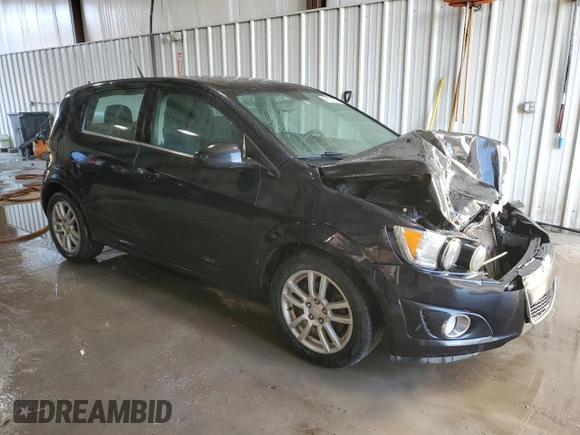 2013 Chevrolet Sonic LT with VIN 1G1JC6SG3D4142228, listed as a Copart auction lot 43033075 with 124,204 mi miles and Salvage Title. Bid and sale history available at carsss.com. Image 4.