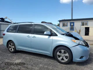 2015 Toyota Sienna LE AAS with VIN 5TDKK3DCXFS577990, listed as a Copart auction lot 56608525 with 93,323 mi miles and Salvage title. Bid and sale history available at DreamBid. Image 4.