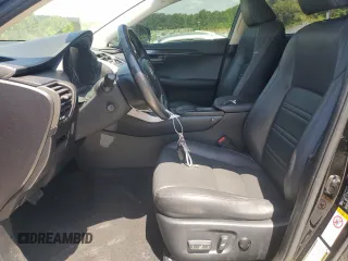2015 Lexus NX 200t z VIN JTJYARBZ4F2004479, wystawiony jako Copart lot #57750155 z przebiegiem 109 636 mil mil oraz Szkoda całkowita • Salvage title. Historia ofert i sprzedaży dostępna na DreamBid. Obrazek 7.