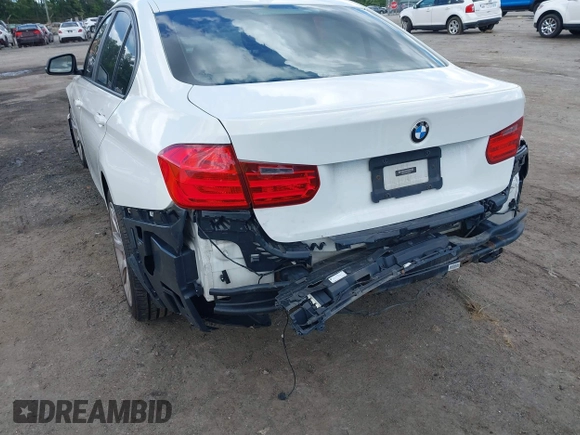 2013 BMW 3 Series 335i xDrive with VIN WBA3B9C59DJ899358, listed as a IAAI auction lot 42321863 with 127,700 mi miles and . Bid and sale history available at DreamBid. Image 6.