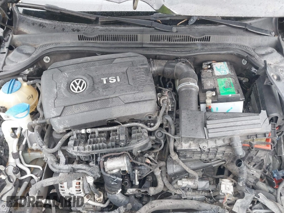 2015 Volkswagen Jetta SE with VIN 3VWD17AJ7FM276323, listed as a IAAI auction lot 40772955 with 135,593 mi miles and . Bid and sale history available at DreamBid. Image 10.