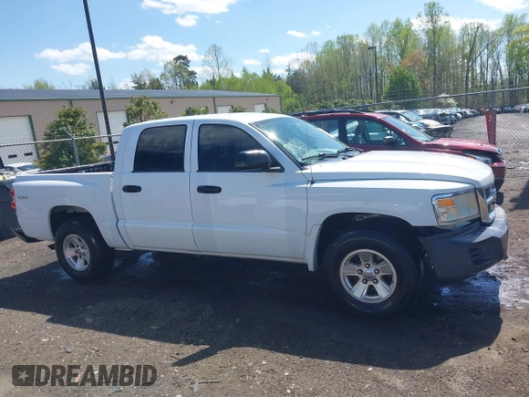 2008 Dodge Dakota с VIN 1D3HW38N38S581620, выставлен на аукционе IAAI как лот 41961741 с пробегом 133 760 миль миль и . История ставок и продаж доступна на DreamBid. Изображение 13.
