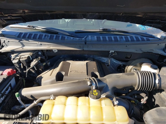 2019 Ford Expedition Limited with VIN 1FMJU1KT9KEA19444, listed as a IAAI auction lot 41892504 with 87,402 mi miles. Bid and sale history available at carsss.com. Image 10.