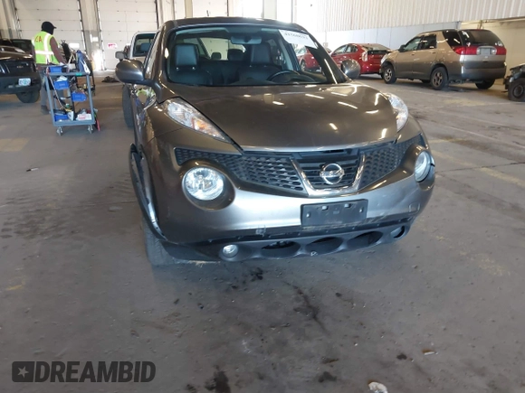 2014 Nissan Juke S with VIN JN8AF5MV3ET360332, listed as a IAAI auction lot 41560623 with 58,040 mi miles. Bid and sale history available at carsss.com. Image 6.