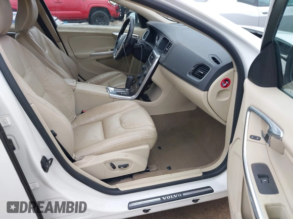 2012 Volvo S60 T5 z VIN YV1622FS3C2127353, wystawiony jako IAAI lot #41440106 z przebiegiem 103 762 mil mil oraz . Historia ofert i sprzedaży dostępna na DreamBid. Obrazek 5.