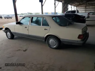 1986 Mercedes-Benz 420 420SEL with VIN WDBCA35D4GA229761, listed as a Copart auction lot 72775854 with 126,546 mi miles and Clean Title. Bid and sale history available at carsss.com. Image 2.