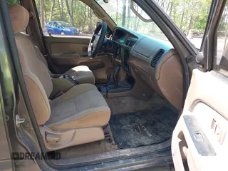 1998 Toyota 4Runner SR5 with VIN JT3HN86R5W0186057, listed as a IAAI auction lot 42117603 with 286,316 mi miles and . Bid and sale history available at DreamBid. Image 5.
