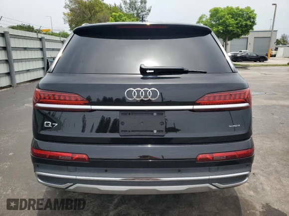 2020 Audi Q7 Premium z VIN WA1AXAF77LD011191, wystawiony jako Copart lot #59486735 z przebiegiem 46 783 mil mil oraz Nie do naprawy • Non repairable. Historia ofert i sprzedaży dostępna na DreamBid. Obrazek 6.