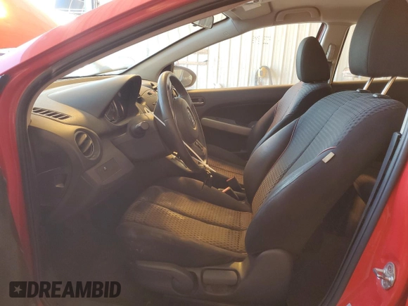 2013 Mazda 2 Touring z VIN JM1DE1LYXD0161293, wystawiony jako Copart lot #51020465 z przebiegiem 72 770 mil mil oraz Czysty tytuł • Clean title. Historia ofert i sprzedaży dostępna na DreamBid. Obrazek 7.