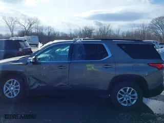 2019 Chevrolet Traverse LT Cloth with VIN 1GNEVGKW9KJ177989, listed as a IAAI auction lot 41877639 with 81,277 mi miles. Bid and sale history available at carsss.com. Image 14.