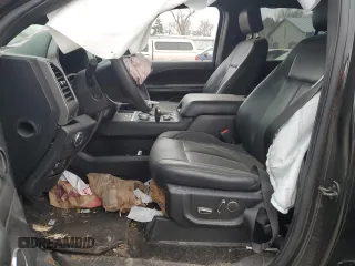 2018 Ford Expedition XLT with VIN 1FMJU1JT3JEA71037, listed as a Copart auction lot 47416415 with 106,487 mi miles and Salvage title. Bid and sale history available at DreamBid. Image 7.