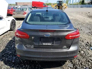 2018 Ford Focus SE with VIN 1FADP3FE5JL255010, listed as a Copart auction lot 54478335 with 118,074 mi miles and Salvage Title. Bid and sale history available at carsss.com. Image 6.
