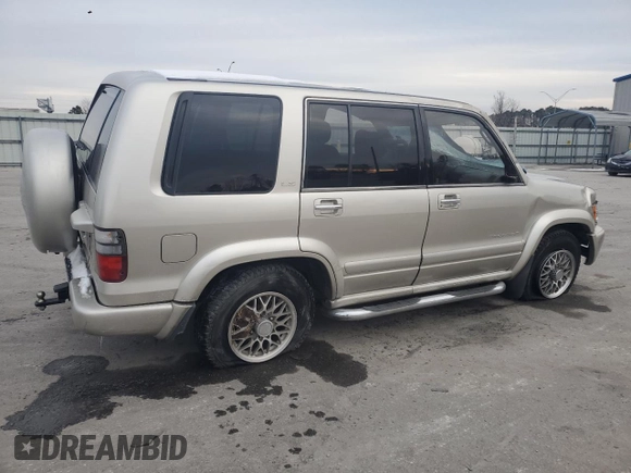 2000 Isuzu Trooper S with VIN JACDJ58X9Y7J18322, listed as a Copart auction lot 42444695 with 149,799 mi miles and Salvage title. Bid and sale history available at DreamBid. Image 3.