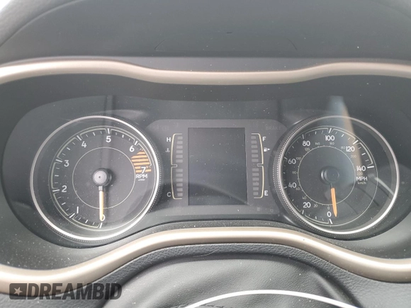 2017 Jeep Cherokee Latitude с VIN 1C4PJMCB6HD213958, выставлен на аукционе Copart как лот 53686715 с пробегом Не указан миль и Списание • Salvage title. История ставок и продаж доступна на DreamBid. Изображение 9.