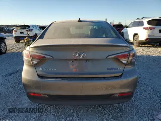 2017 Hyundai Sonata Hybrid SE with VIN KMHE24L39HA064181, listed as a Copart auction lot 82154673 with 84,134 mi miles. Bid and sale history available at carsss.com. Image 6.