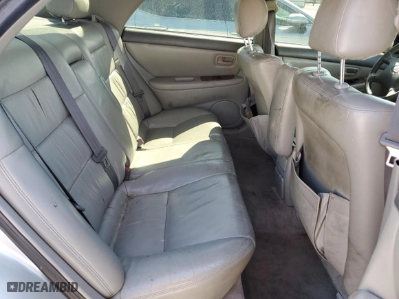 1997 Lexus ES 300 Luxury Sport Sdn with VIN JT8BF22G9V5002710, listed as a Copart auction lot 51385405 with 182,797 mi miles and Clean Title. Bid and sale history available at carsss.com. Image 10.