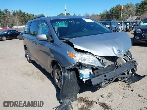 2016 Toyota Sienna LE AAS with VIN 5TDKK3DC6GS711315, listed as a IAAI auction lot 41958420 with 175,413 mi miles. Bid and sale history available at carsss.com. Image 1.