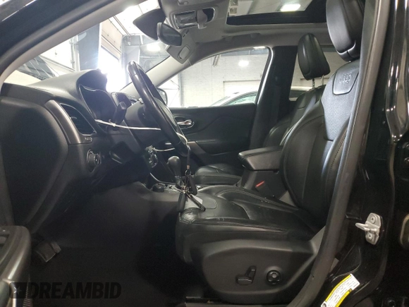 2019 Jeep Cherokee Limited with VIN 1C4PJMDX8KD456740, listed as a Copart auction lot 54556595 with 66,087 mi miles and Salvage title. Bid and sale history available at DreamBid. Image 7.