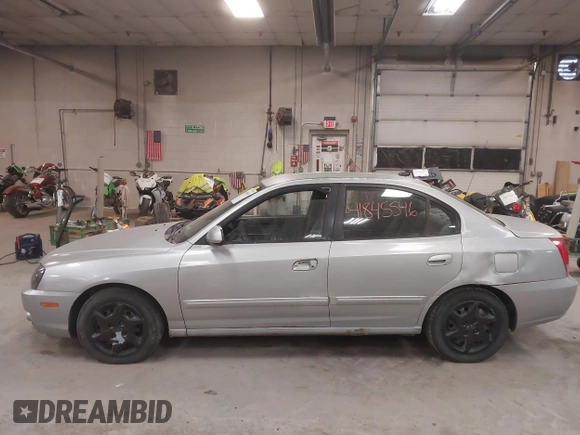 2004 Hyundai Elantra GLS z VIN KMHDN46D54U913626, wystawiony jako IAAI lot #41845546 z przebiegiem 187 267 mil mil oraz . Historia ofert i sprzedaży dostępna na DreamBid. Obrazek 12.