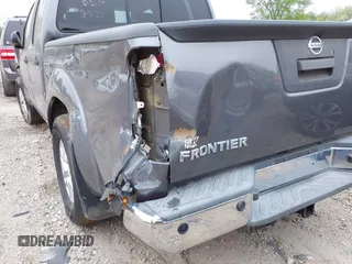 2018 Nissan Frontier Pro-4X with VIN 1N6AD0EV3JN772734, listed as a IAAI auction lot 41781146 with 74,760 mi miles and . Bid and sale history available at DreamBid. Image 19.