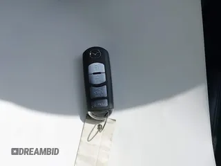 2016 Mazda 6 i Grand Touring с VIN JM1GJ1W55G1468475, выставлен на аукционе IAAI как лот 41651004 с пробегом 31 332 миль миль и . История ставок и продаж доступна на DreamBid. Изображение 11.