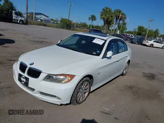 2006 BMW 3 Series 325xi with VIN WBAVD13506KV09944, listed as a IAAI auction lot 41760287 with 175,061 mi miles. Bid and sale history available at carsss.com. Image 6.