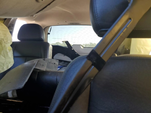 2007 GMC Envoy SLT with VIN 1GKDT13SX72107510, listed as a Copart auction lot 73031874 with Not Provided miles and Salvage Title. Bid and sale history available at DreamBid. Image 10.
