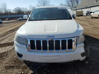 2012 Jeep Grand Cherokee Laredo with VIN 1C4RJFAT5CC261417, listed as a Copart auction lot 50197345 with 131,256 mi miles and Clean Title. Bid and sale history available at carsss.com. Image 5.