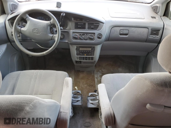 2002 Toyota Sienna LE with VIN 4T3ZF13C82U435512, listed as a Copart auction lot 77122864 with 14,255 mi miles and Clean Title. Bid and sale history available at carsss.com. Image 8.