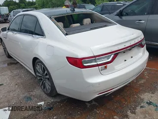 2018 Lincoln Continental Select with VIN 1LN6L9SK5J5615051, listed as a IAAI auction lot 42462912 with 77,581 mi miles and . Bid and sale history available at DreamBid. Image 3.