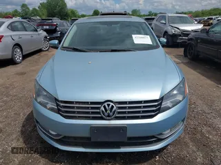 2012 Volkswagen Passat SE z VIN 1VWBM7A33CC076083, wystawiony jako IAAI lot #42260077 z przebiegiem 186 066 mil mil oraz . Historia ofert i sprzedaży dostępna na DreamBid. Obrazek 6.