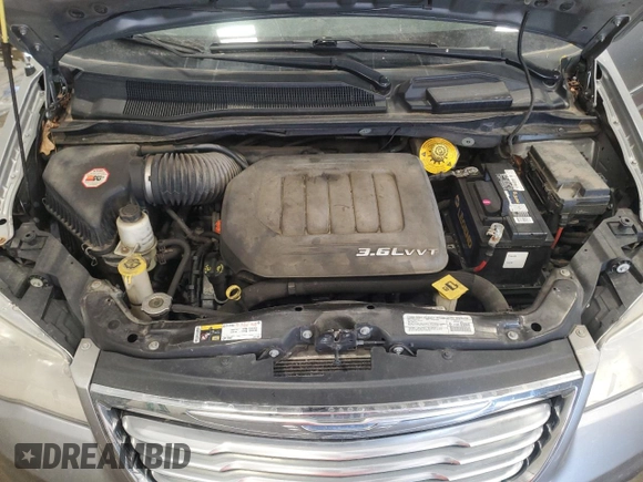 2014 Chrysler Town & Country Touring with VIN 2C4RC1BG5ER332981, listed as a Copart auction lot 54603415 with 179,210 mi miles and Clean Title. Bid and sale history available at DreamBid. Image 12.