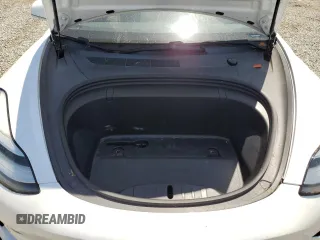 2019 Tesla Model 3 Mid Range z VIN 5YJ3E1EA3KF402556, wystawiony jako Copart lot #56212875 z przebiegiem 89 022 mil mil oraz Szkoda całkowita • Salvage title. Historia ofert i sprzedaży dostępna na DreamBid. Obrazek 11.