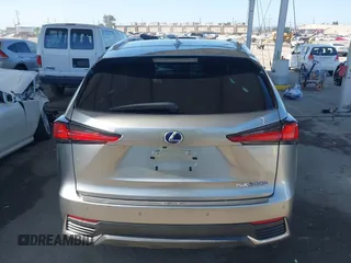 2021 Lexus NX 300h с VIN JTJGJRDZ6M2166006, выставлен на аукционе IAAI как лот 42500351 с пробегом 33 090 миль миль и . История ставок и продаж доступна на DreamBid. Изображение 16.