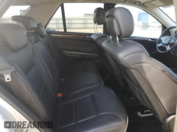 2010 Mercedes-Benz M 350 z VIN 4JGBB8GB5AA562637, wystawiony jako Copart lot #59160815 z przebiegiem 182 577 mil mil oraz Czysty tytuł • Clean title. Historia ofert i sprzedaży dostępna na DreamBid. Obrazek 11.