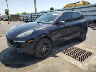 2017 Porsche Cayenne S E-Hybrid with VIN WP1AE2A28HLA70632, listed as a Copart auction lot 57357425 with 202,772 mi miles and Clean title. Bid and sale history available at DreamBid. Image 1.