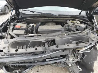 2021 Chevrolet Suburban LT z VIN 1GNSKCKD0MR157010, wystawiony jako Copart lot #49963535 z przebiegiem 68 685 mil mil oraz Szkoda całkowita • Salvage title. Historia ofert i sprzedaży dostępna na DreamBid. Obrazek 12.