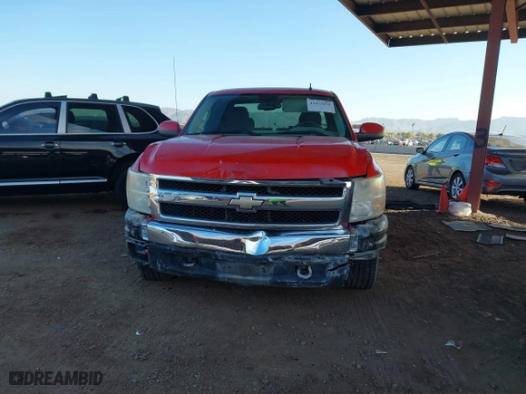 2008 Chevrolet Silverado 1500 LT w/1LT with VIN 1GCEC19018Z241255, listed as a IAAI auction lot 41473656 with 70,034 mi miles. Bid and sale history available at carsss.com. Image 12.