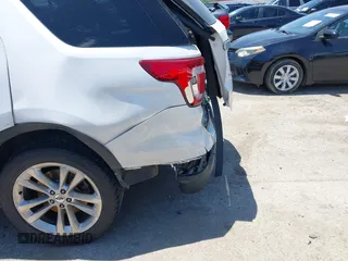 2018 Ford Explorer Limited с VIN 1FM5K8FH0JGC84536, выставлен на аукционе IAAI как лот 42394596 с пробегом 77 572 миль миль и . История ставок и продаж доступна на DreamBid. Изображение 6.