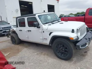 2023 Jeep Gladiator Overland z VIN 1C6HJTFG7PL566484, wystawiony jako IAAI lot #42424428 z przebiegiem 52 057 mil mil oraz . Historia ofert i sprzedaży dostępna na DreamBid. Obrazek 13.