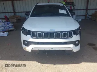 2024 Jeep Compass Latitude with VIN 3C4NJDBN3RT117560, listed as a IAAI auction lot 42732859 with 34,412 mi miles and . Bid and sale history available at DreamBid. Image 19.