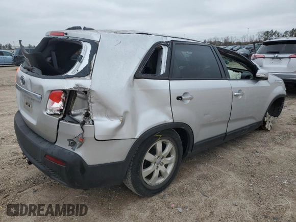 2013 Kia Sorento LX with VIN 5XYKT4A27DG422676, listed as a Copart auction lot 46057525 with 93,486 mi miles and Non Repairable. Bid and sale history available at carsss.com. Image 3.